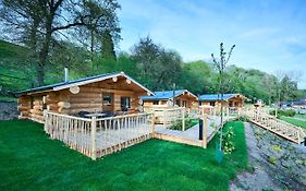 Mountain Edge Shropshire Log Cabins Camping Pods Camping